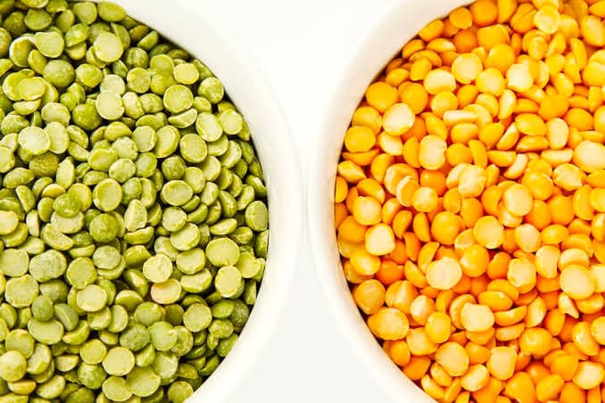 Dried green and yellow split peas